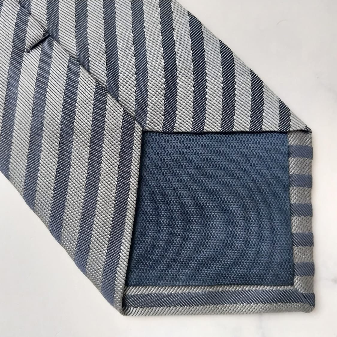 니나리치 실크 그레이 스트라이프 넥타이 9.2cm A+등급 K2032 상품이미지8