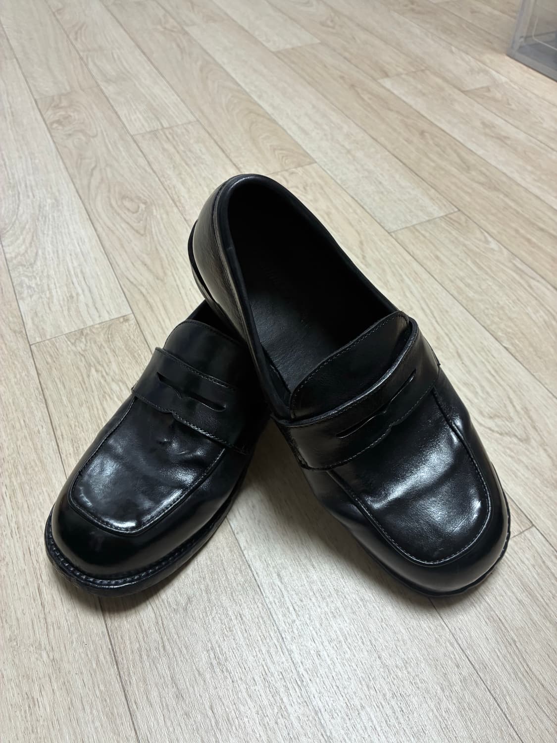 [오정규 X 식스핏] VW (Vintage Wrinkled) LOAFER 상품이미지2