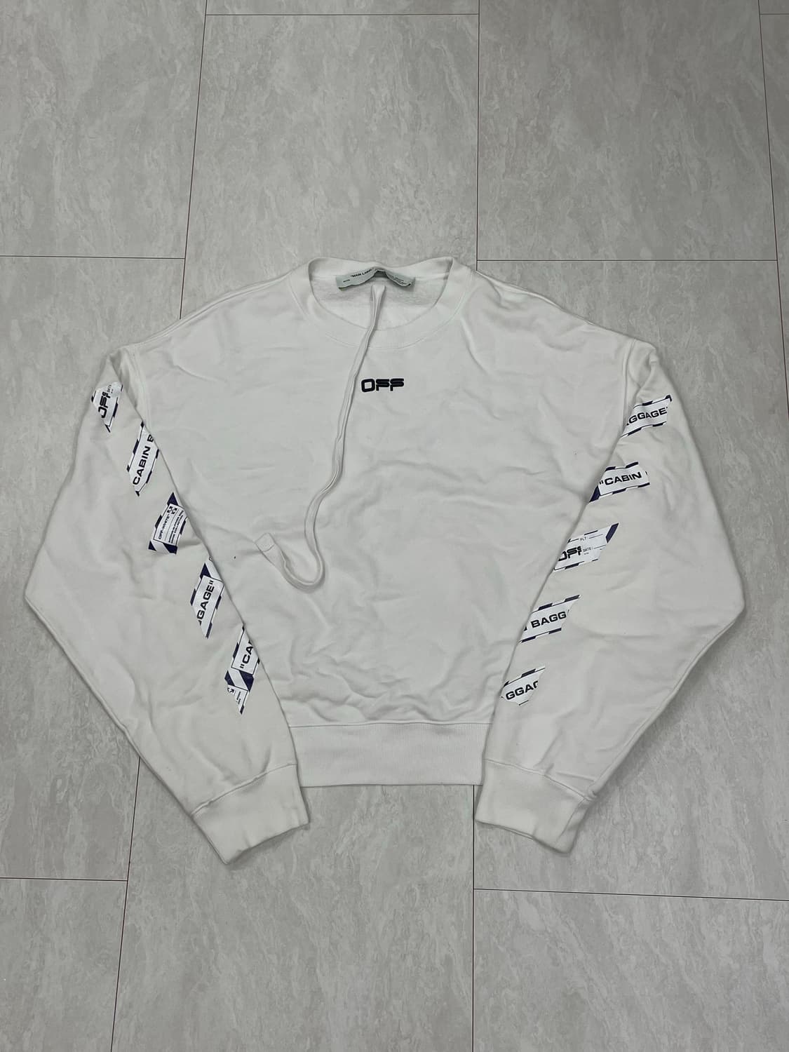 Off-White 오프화이트 테이프 애로우 에어포트 맨투맨 상품이미지2