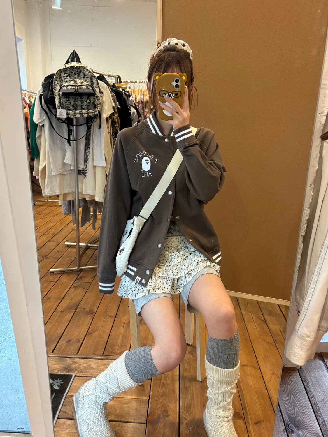 베이프 브라운 면바시티 자켓 상품이미지1