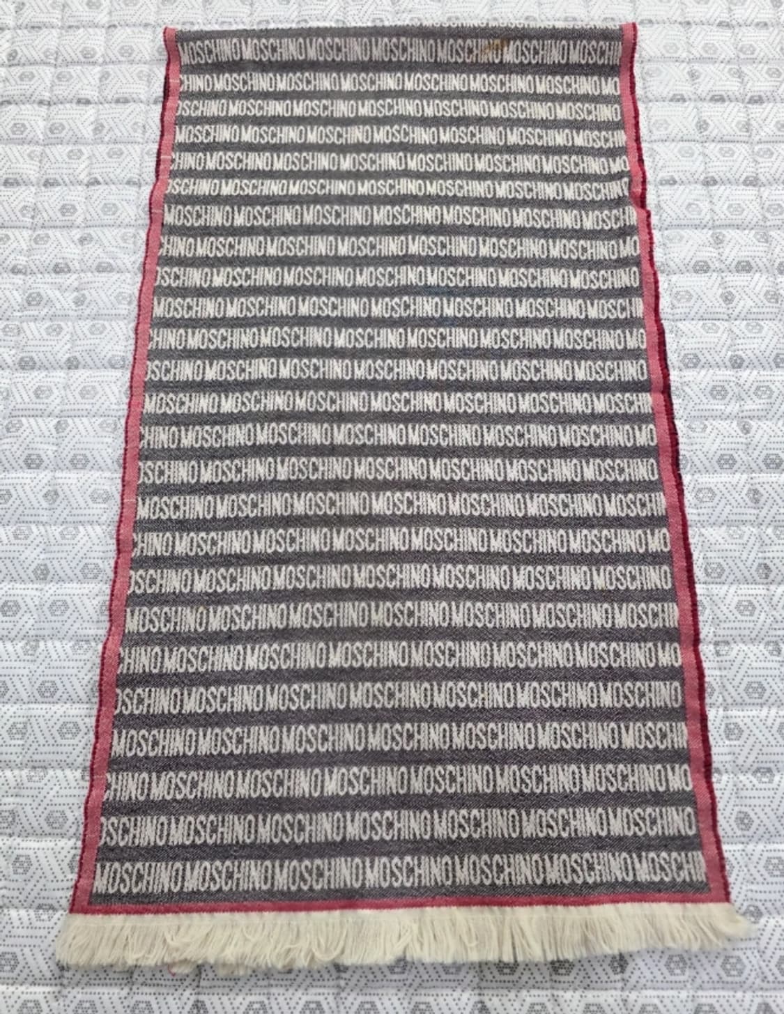 모스키노 모노그램 울 머플러 상품이미지4