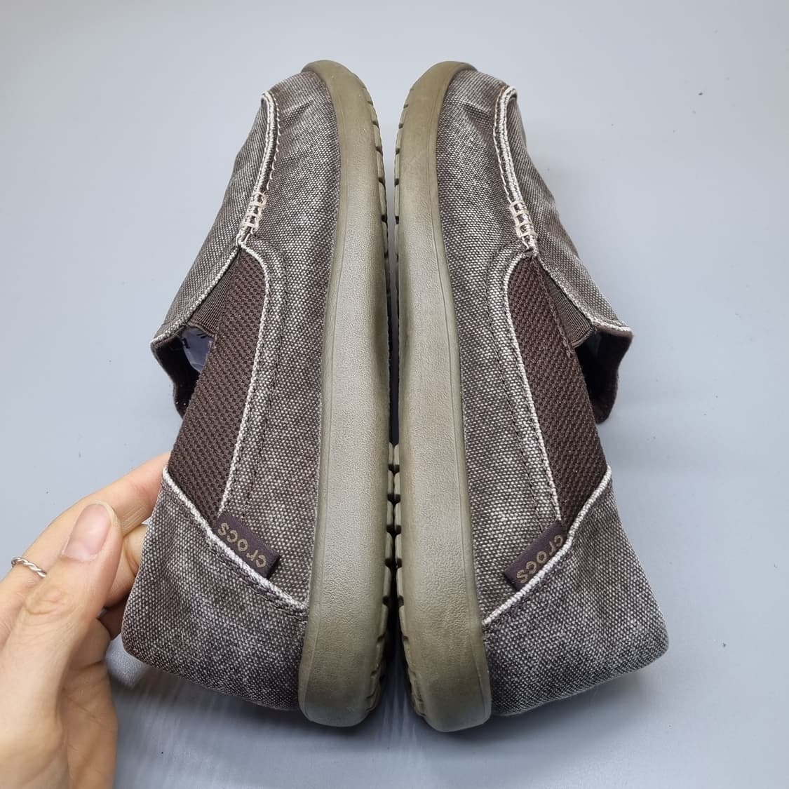 크록스 산타크루즈2 슬립온m8 250-255 상품이미지5