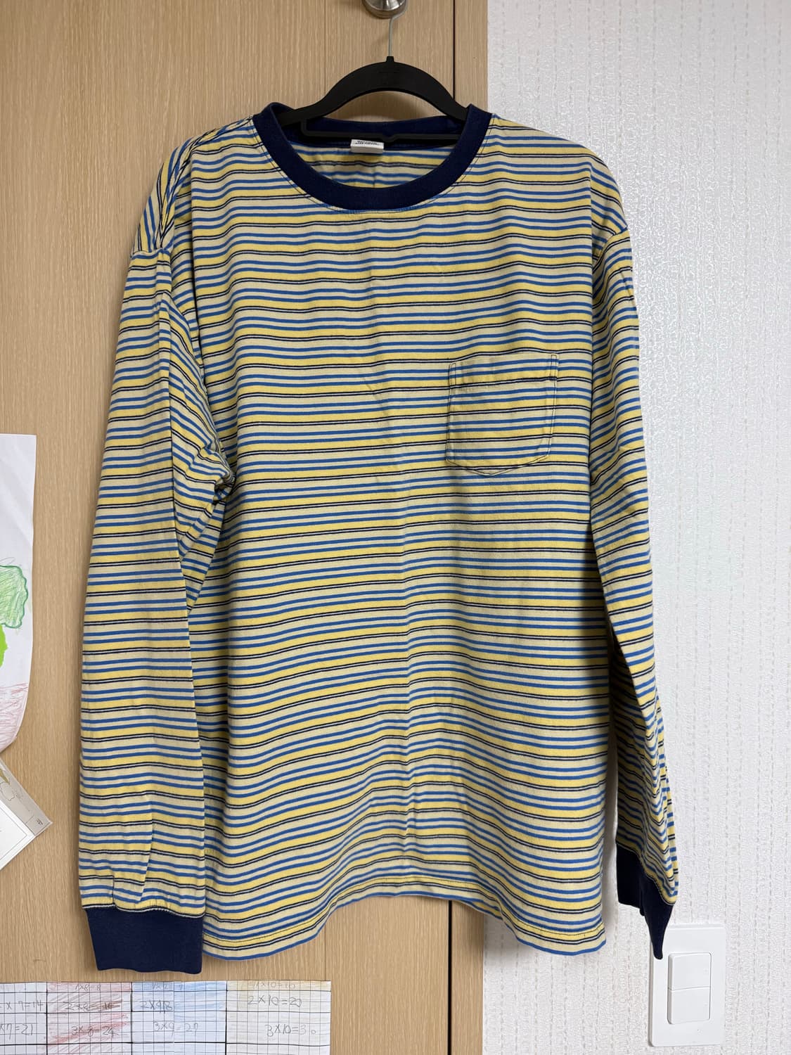 카키스 롱슬리브 팝니다. 상품이미지1