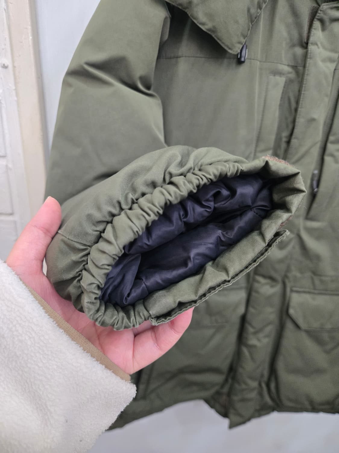 110,2XL)) MILLE 밀레 패딩! 모자털 천연모피! 상태 굿! 상품이미지3