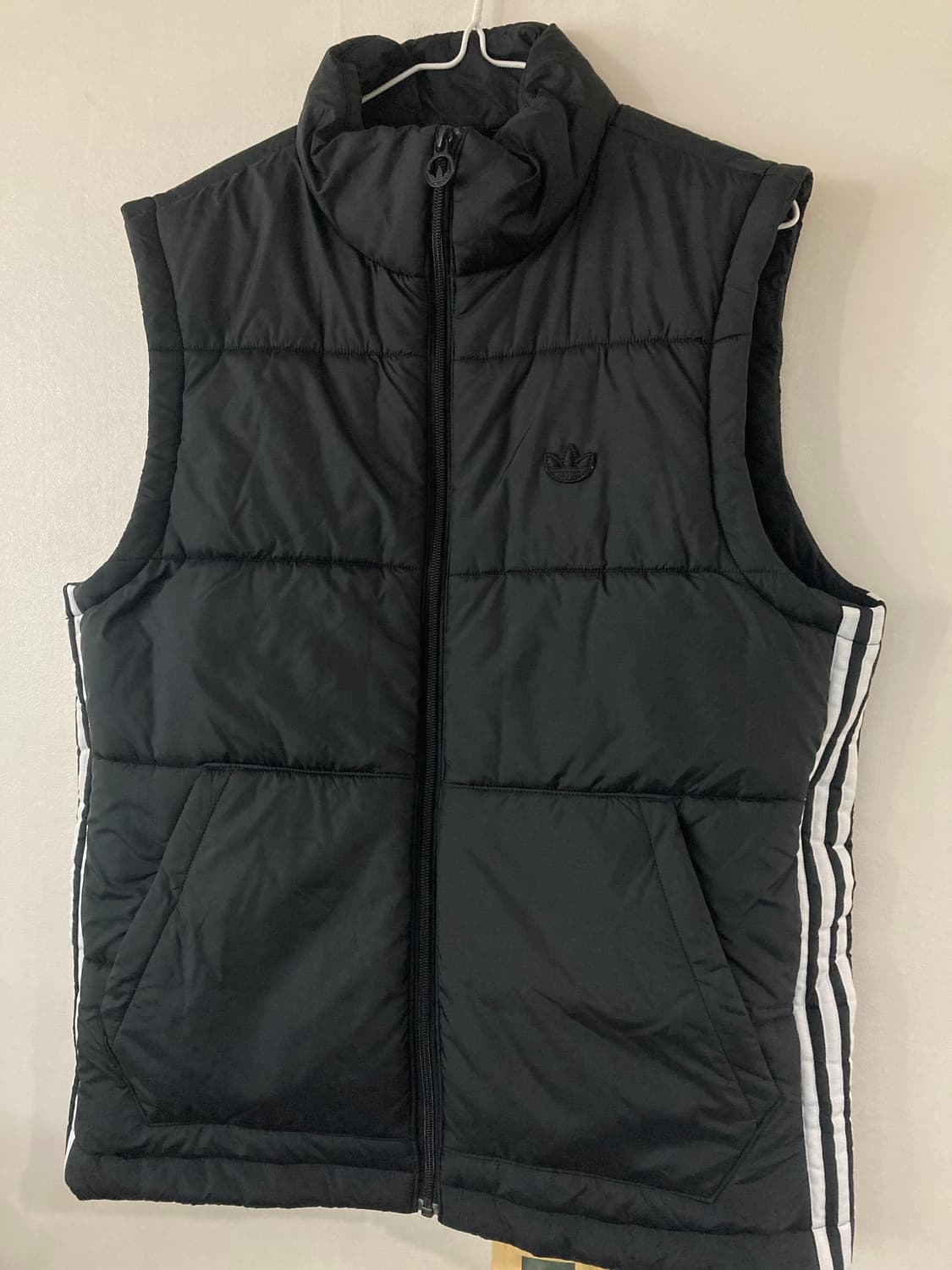 아디다스 블랙 3선 패딩 조끼 L 상품이미지1