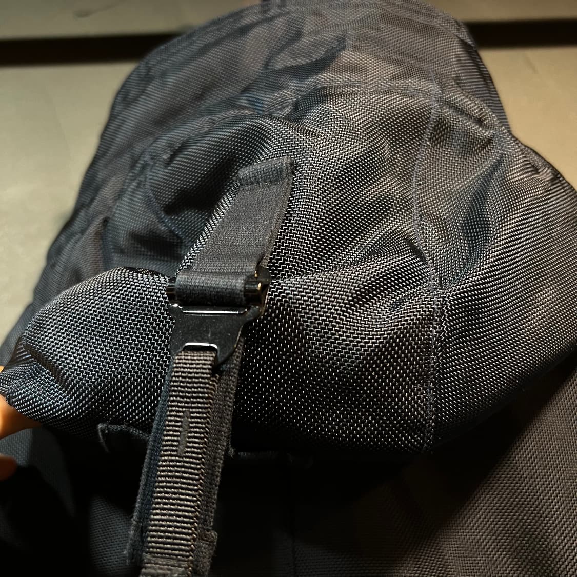 [L] STONE ISLAND 스톤 아일랜드 블랙 후드 봄버 자켓 상품이미지7