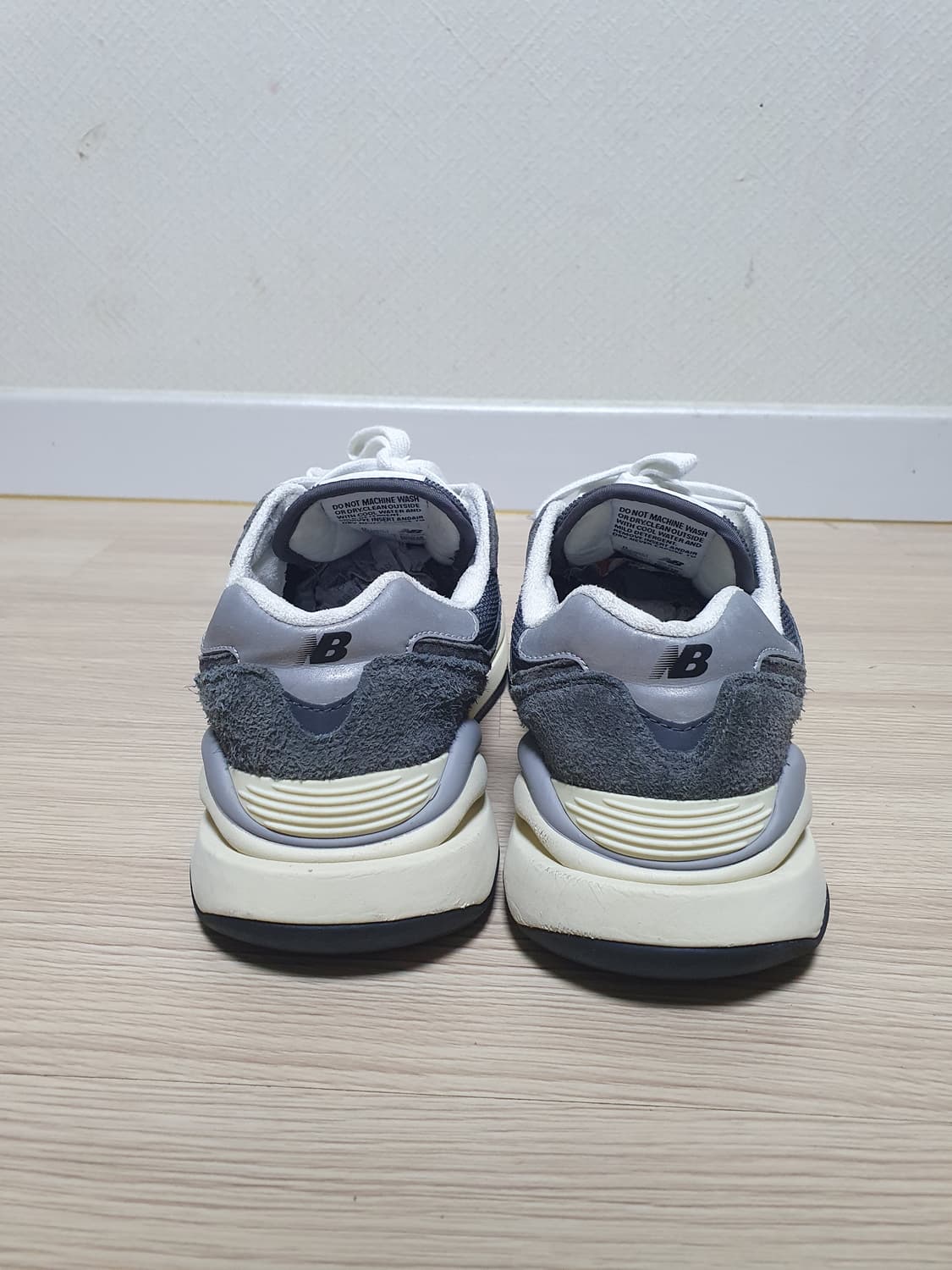 뉴발란스 57/40 스니커즈 그레이 260 상품이미지5