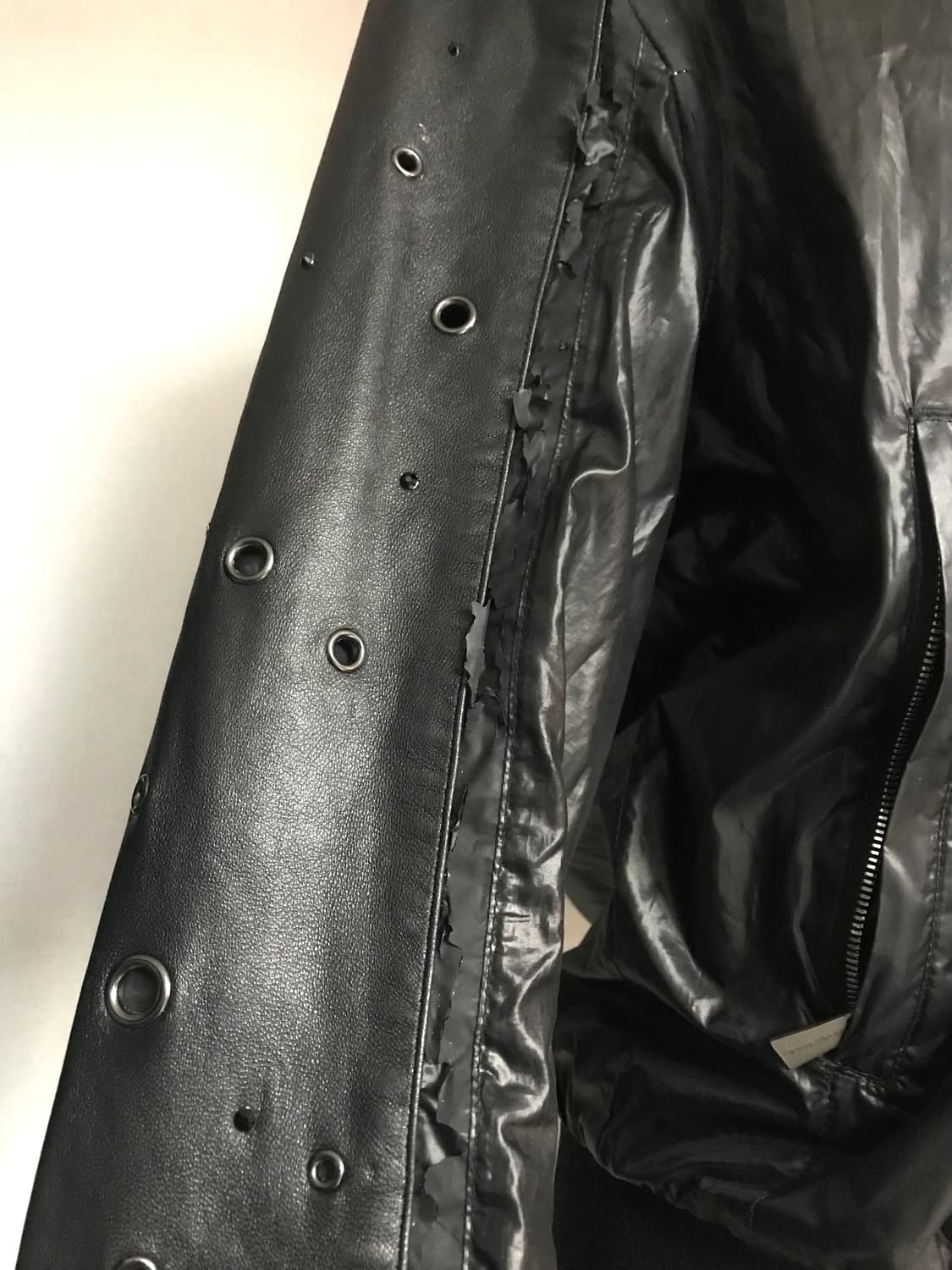 Grommet Sleeve Bomber Jacket 상품이미지5