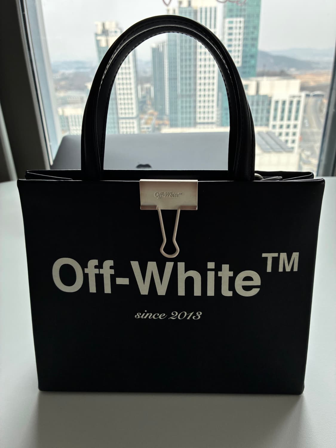 오프화이트 미니 박스백 상품이미지1