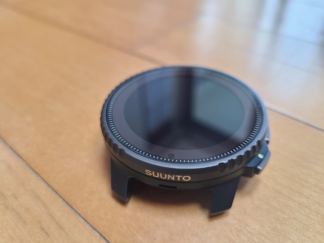 순토 버티컬 티타늄 솔라 상품이미지5