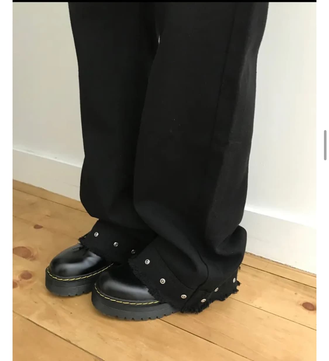 유색 리벳 세미부츠컷 팬츠 상품이미지2