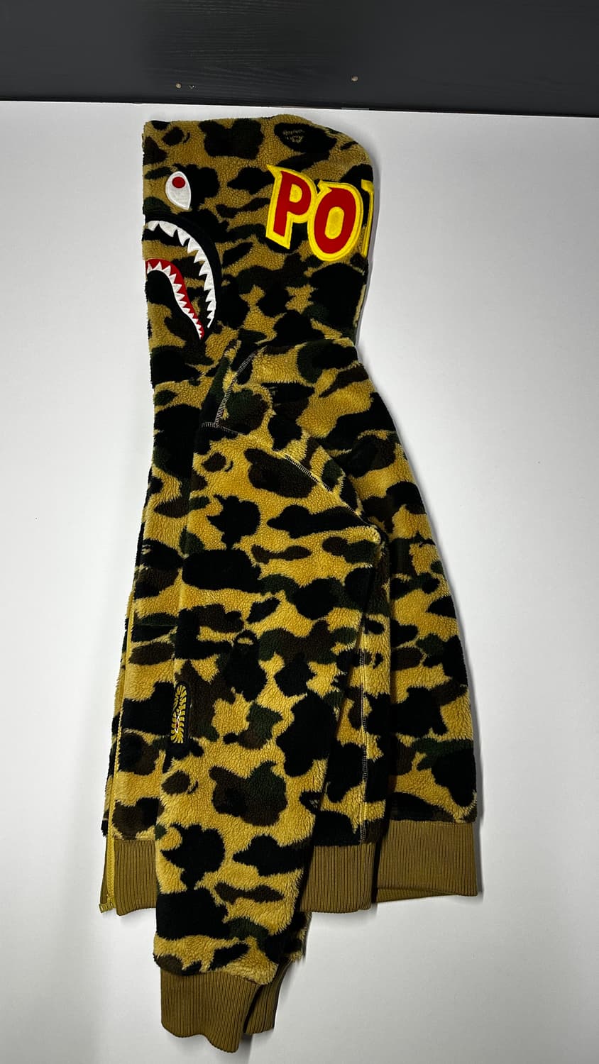 베이프 샤크 후드 플리스 카모 상품이미지1