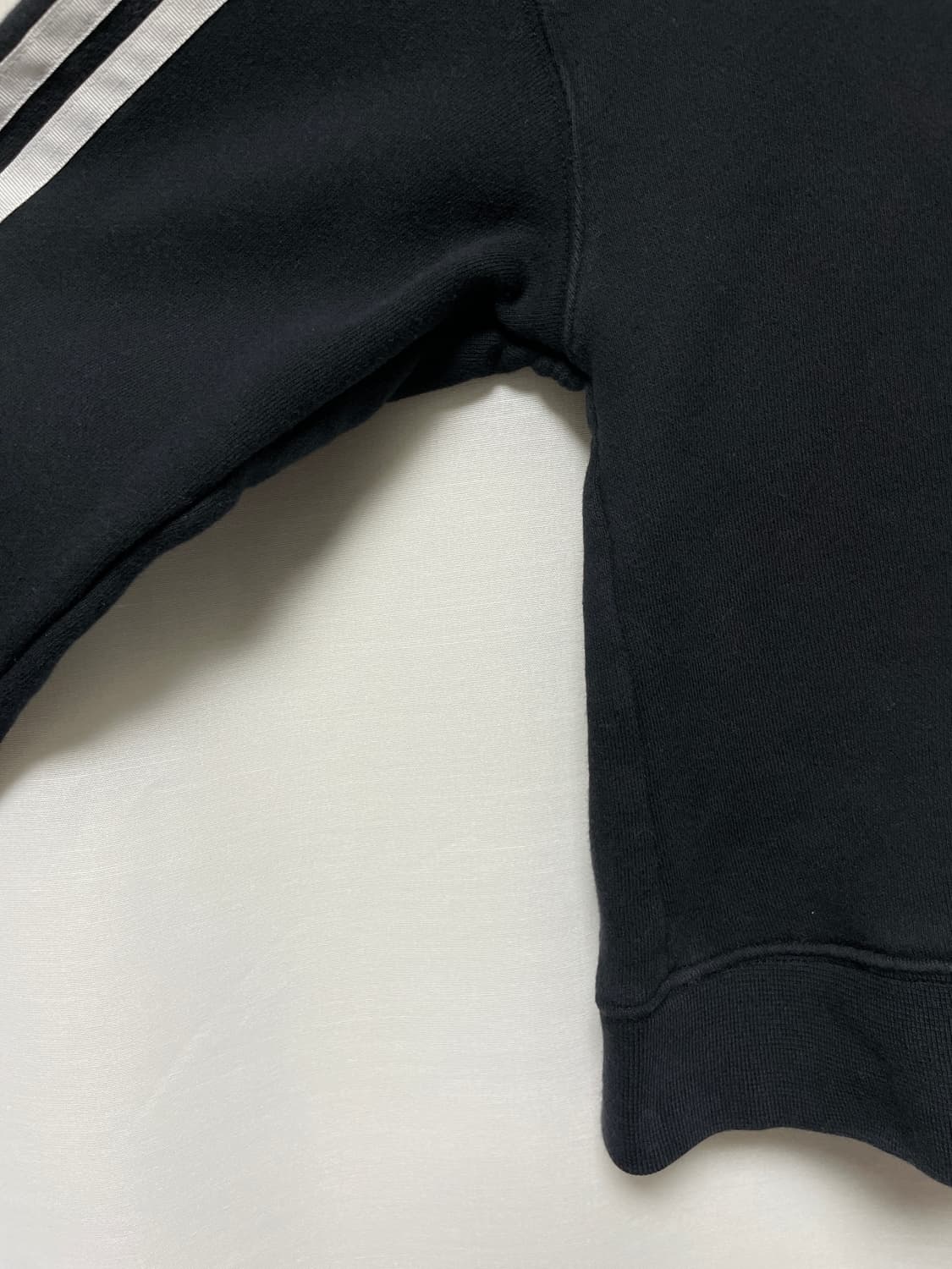 아디다스 여성 블랙핑크 로제 오버핏 크롭 후드티셔츠 상품이미지6