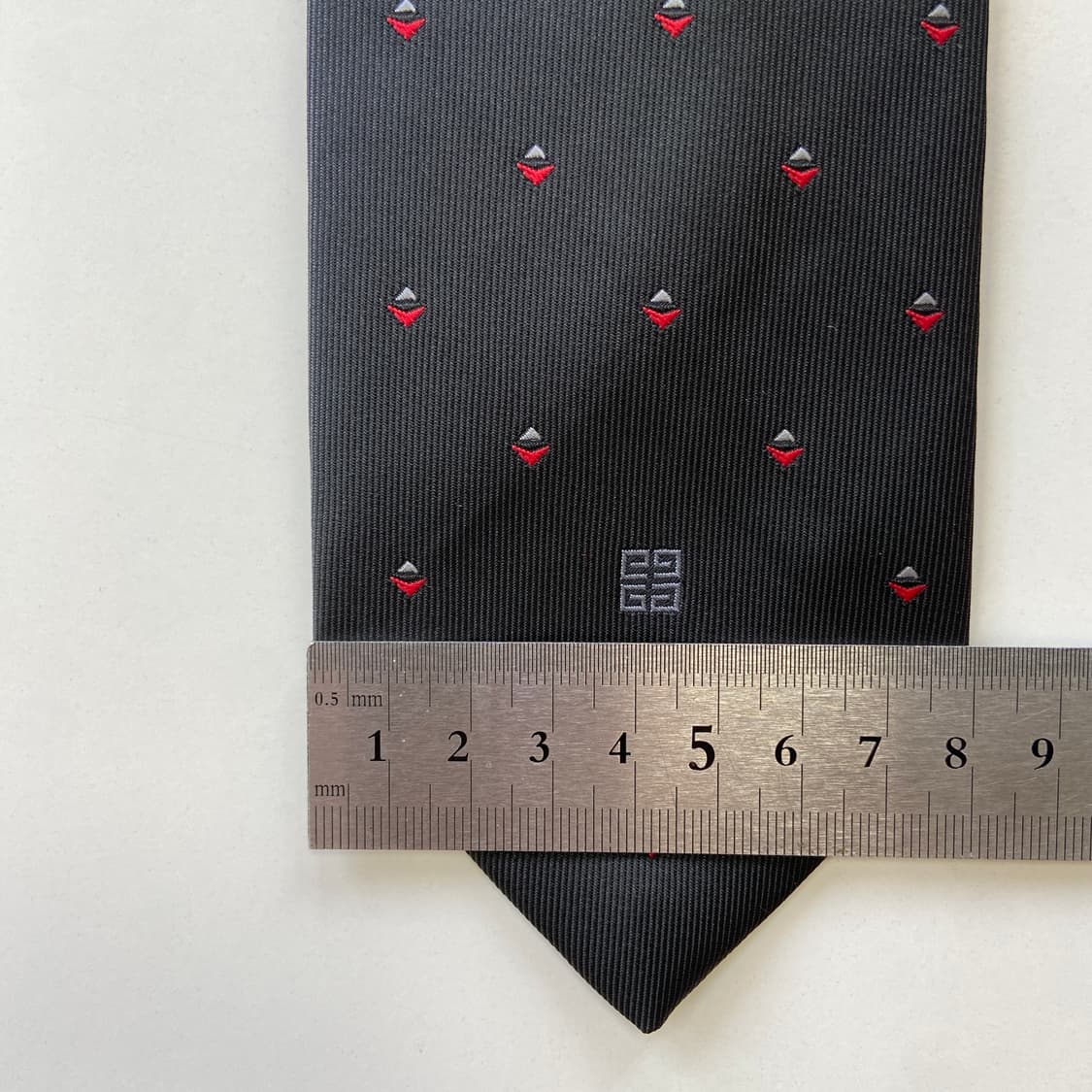 지방시 심플로고 정품 명품넥타이 (GIVENCHY) 7.8cm 상품이미지9
