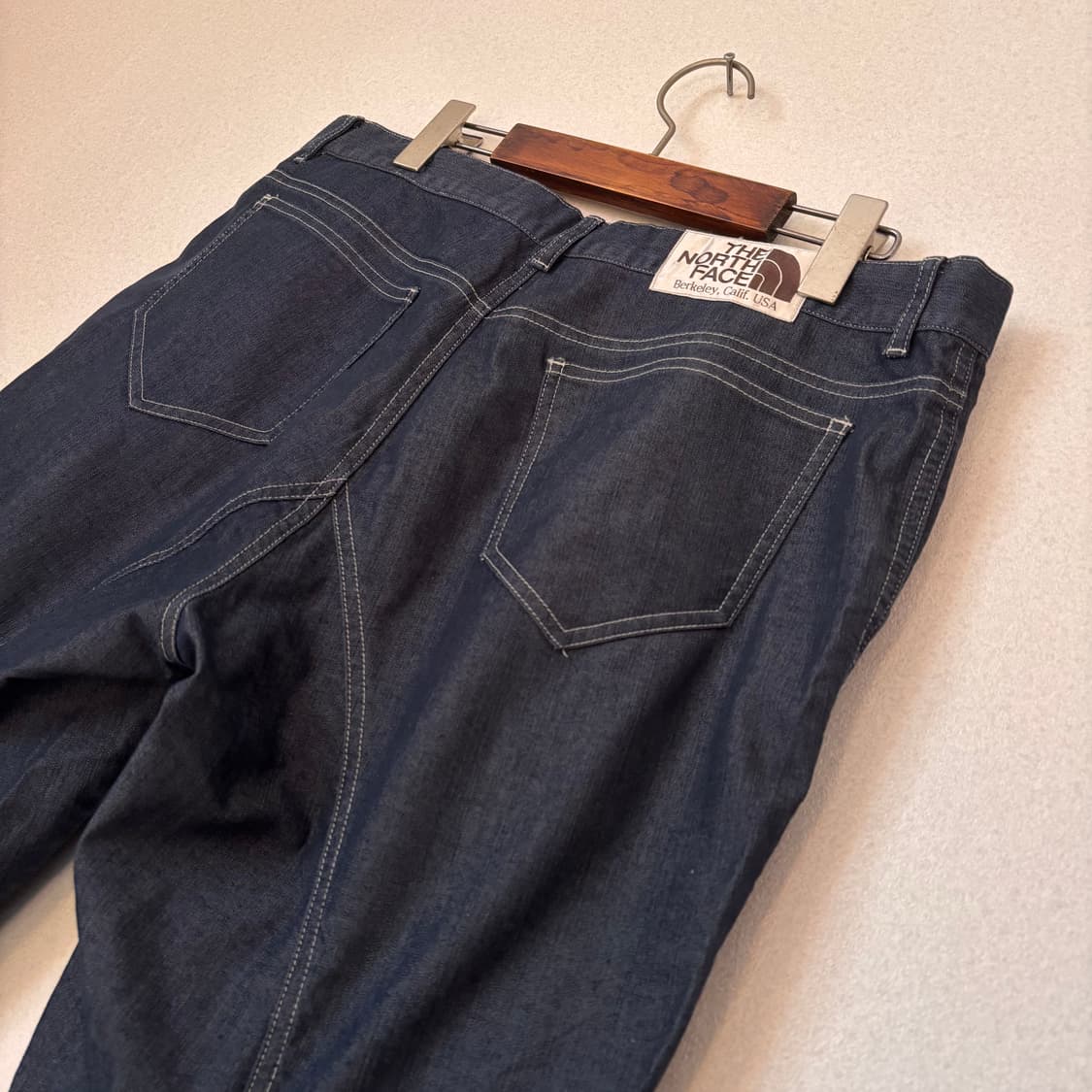 노스페이스 36 캐주얼 반바지 7부 체크 디테일 화이트 라벨 상품이미지5