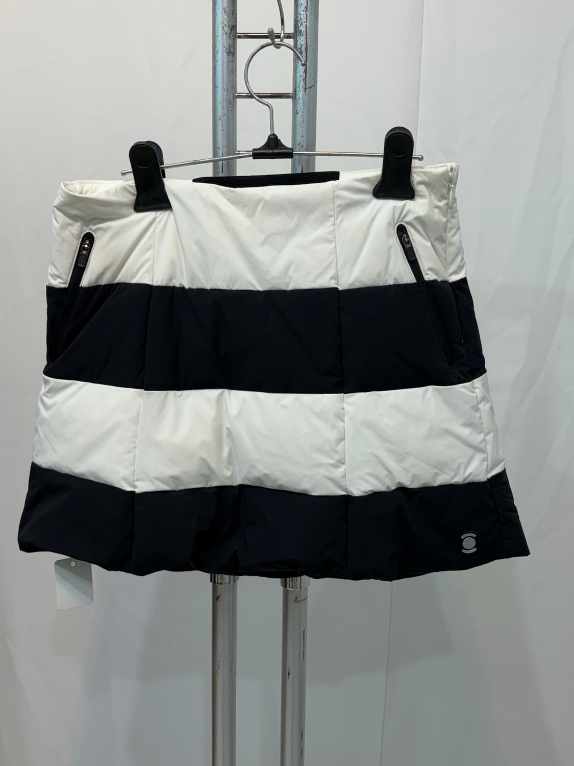 와이드앵글 패딩 치마 67 상품이미지1