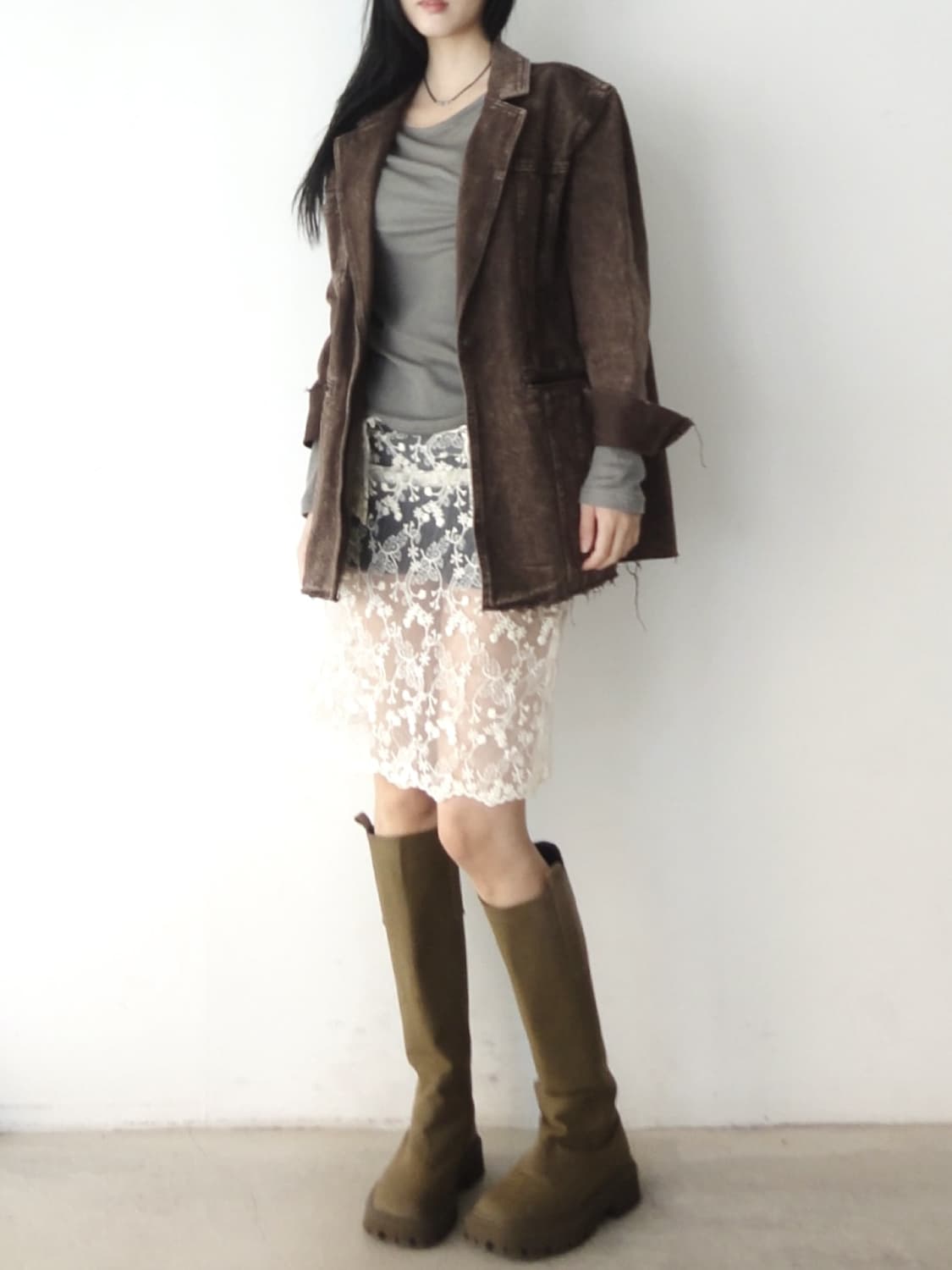 Trim detail pocket denim jacket / brown 상품이미지5