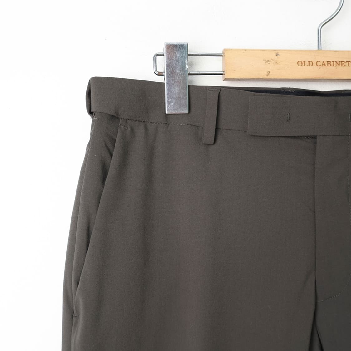 32/새상품 무신사 쿨탠다드 테이퍼드 히든밴딩 크롭 슬랙스 상품이미지3