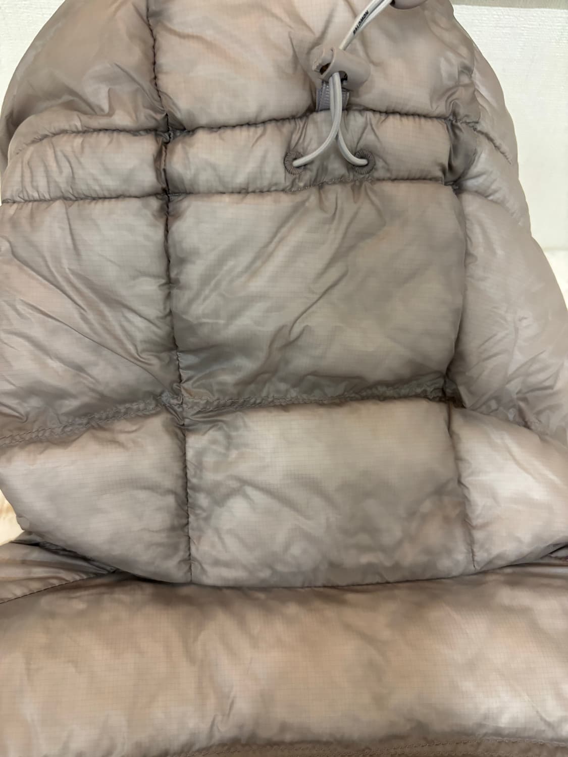 살로몬 UNI 크로스 인슐레이션 자켓 라이트 그레이 상품이미지5