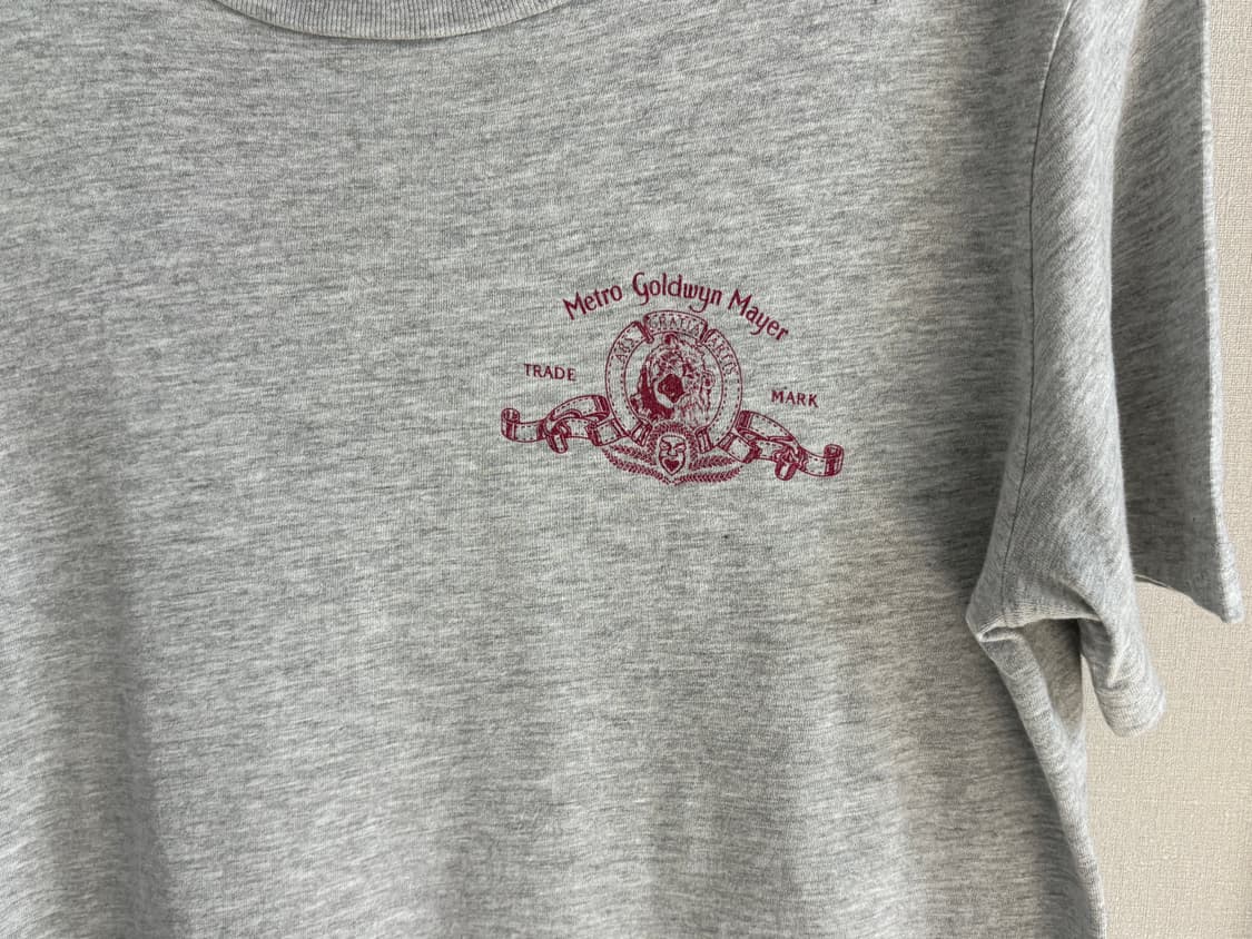 회색 티셔츠 상품이미지2