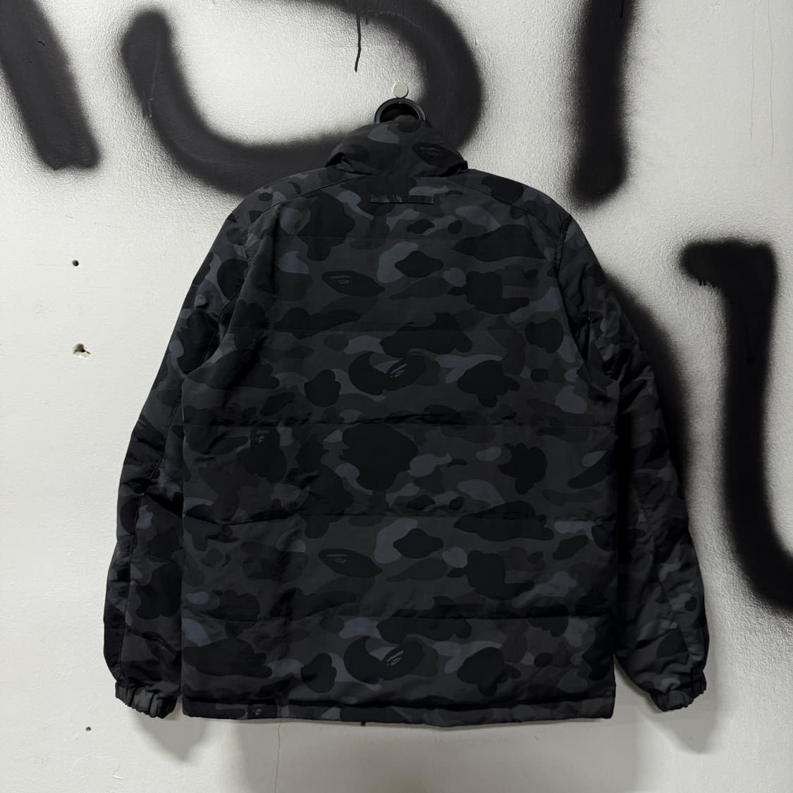 정품 베이프 OG 흑계 풀 카모 리버시블 구스다운 패딩 점퍼 상품이미지2