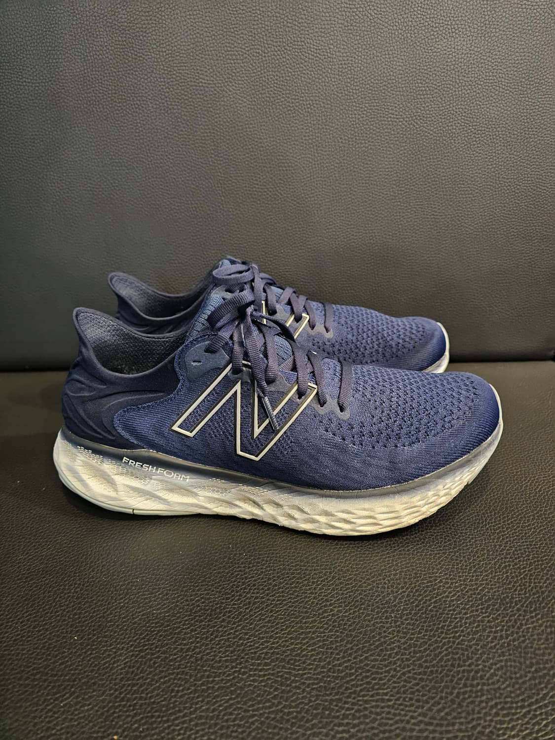 뉴발란스 Fresh Foam 런닝화 네이비 상품이미지1