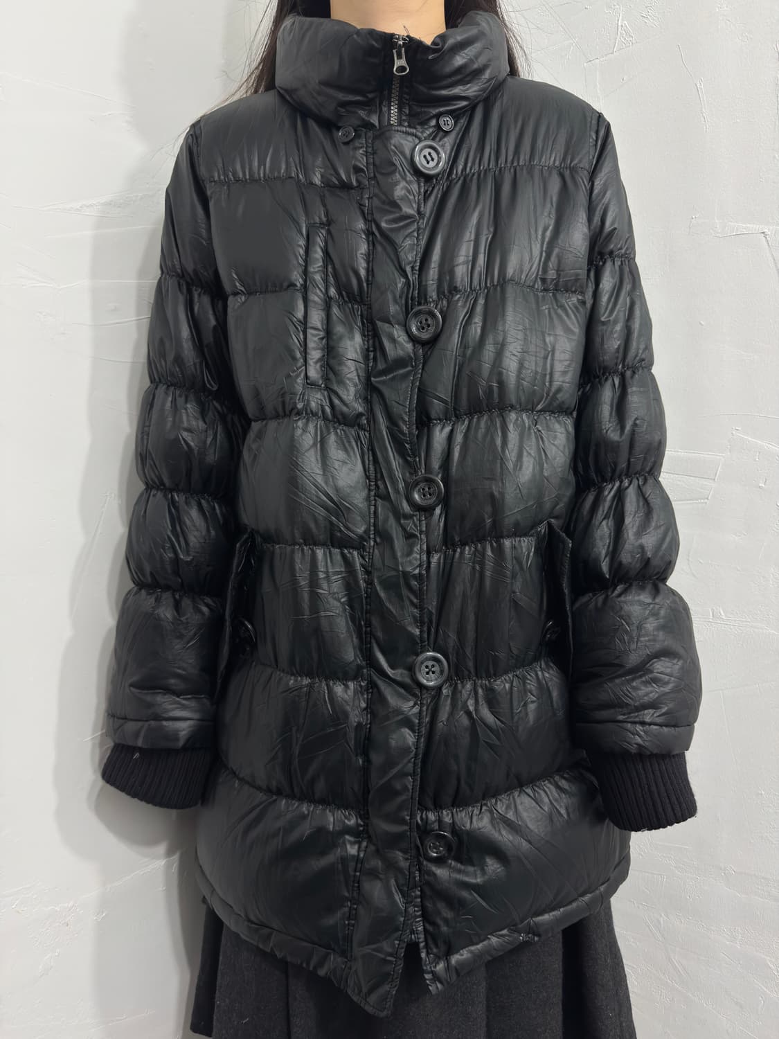 theoria button long padding 상품이미지1