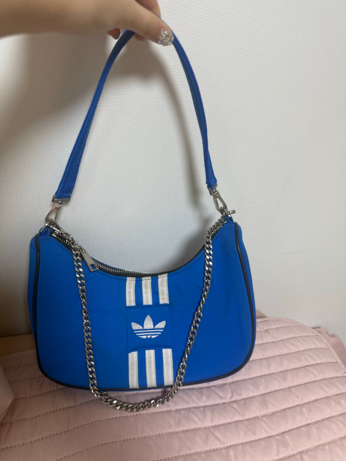아디다스 파란색 숄더백 상품이미지2