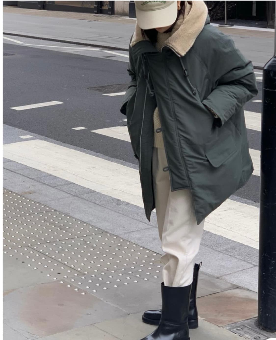 새상품급 브런치 품절 구스다운 야상패딩 양모후드 프리사이즈 상품이미지4