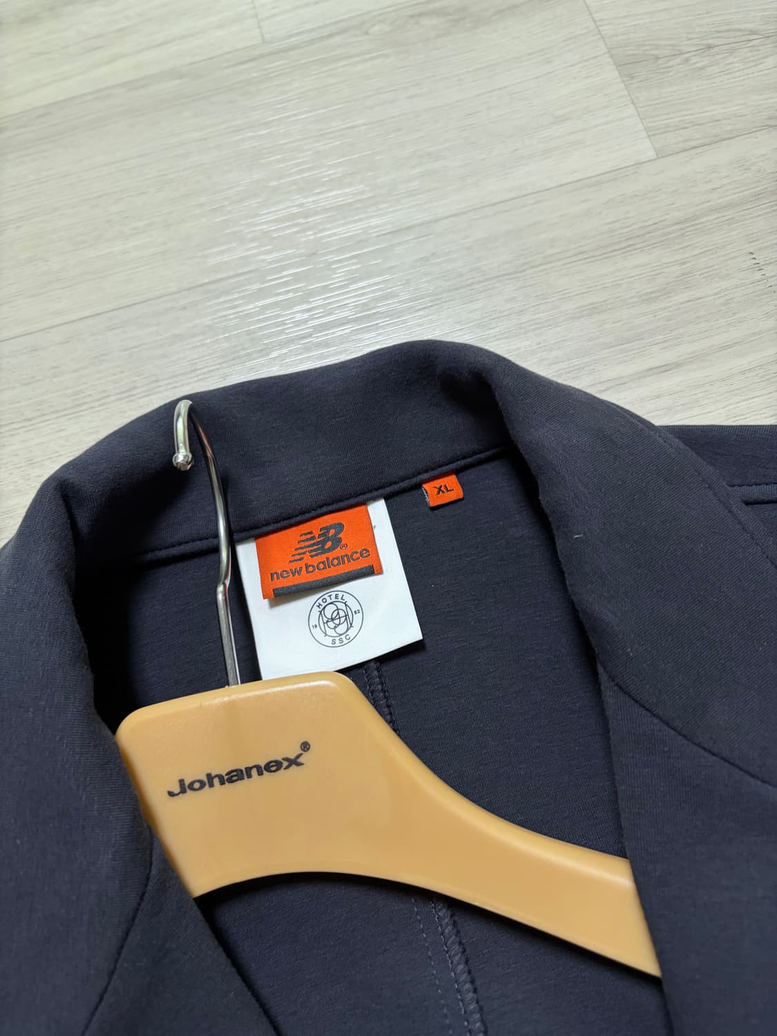 뉴발란스 호텔990 져지 테일러드 자켓 차콜 XL사이즈 판매 상품이미지2