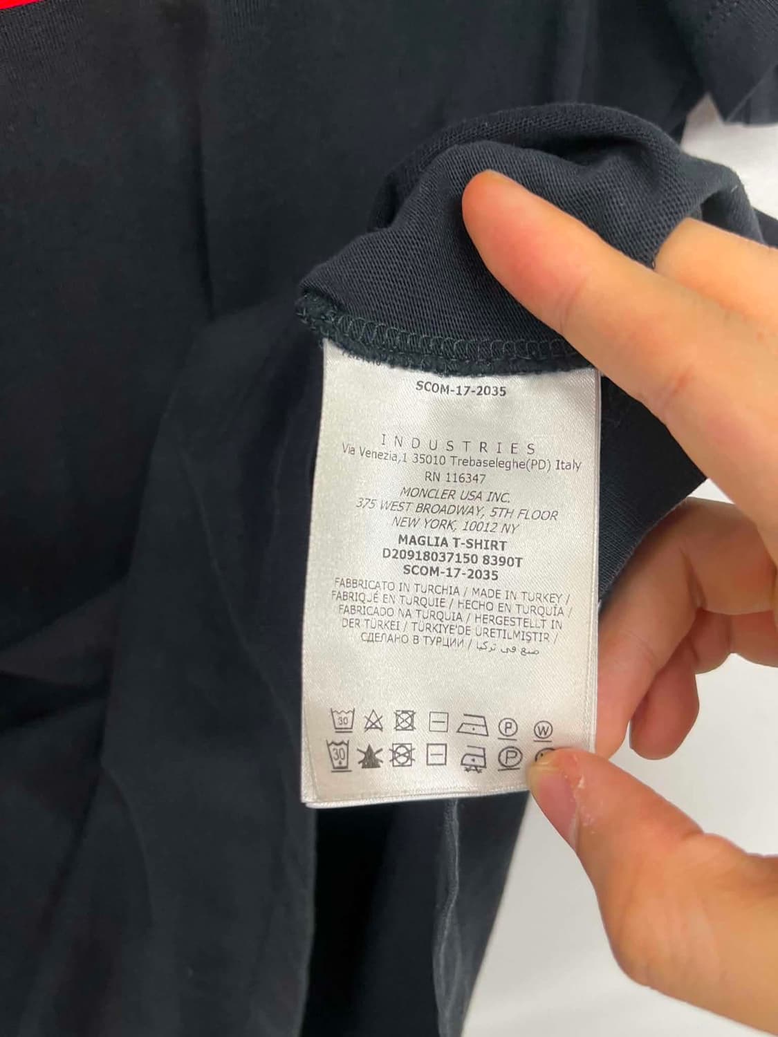 [M] Moncler Tricolor Logo T-Shirt 상품이미지6