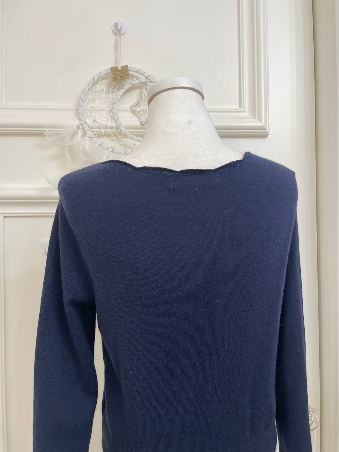 navy v-neck wave point cubic button card 상품이미지4