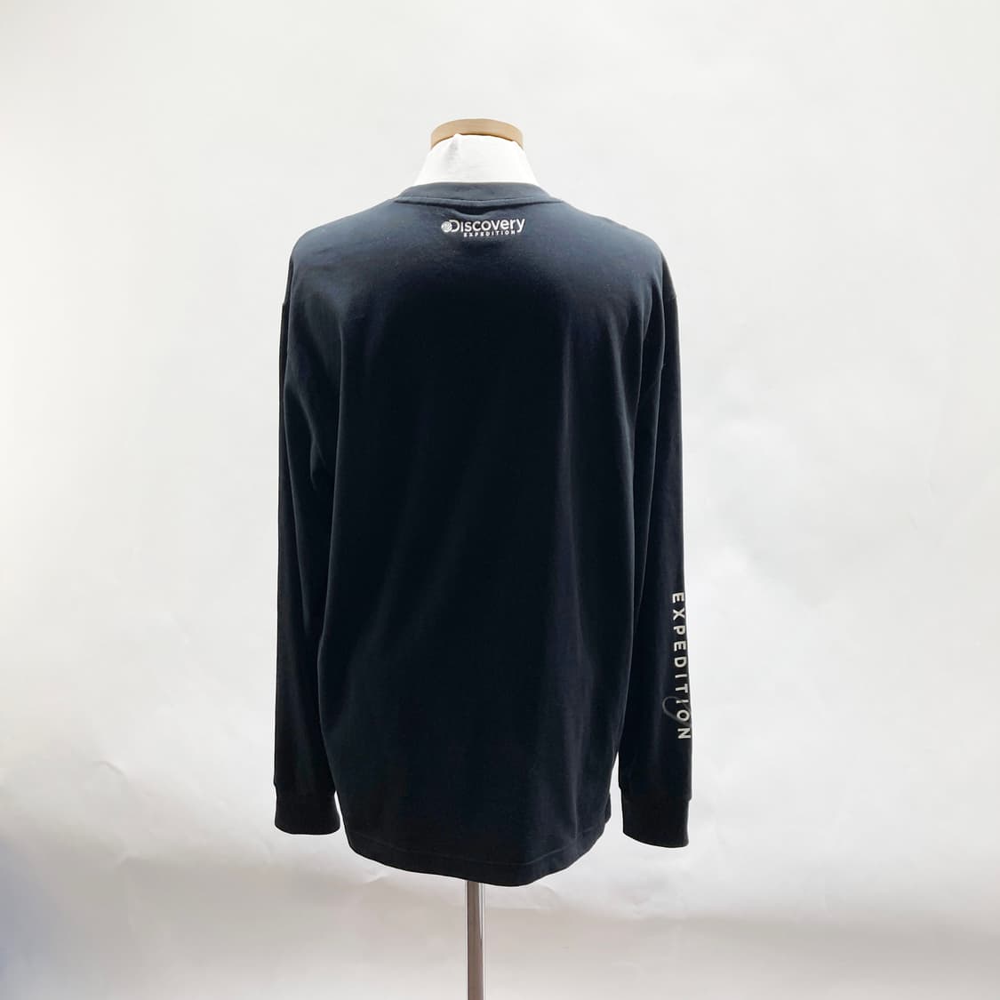 디스커버리 2021 남성긴팔티셔츠 105  상품이미지3