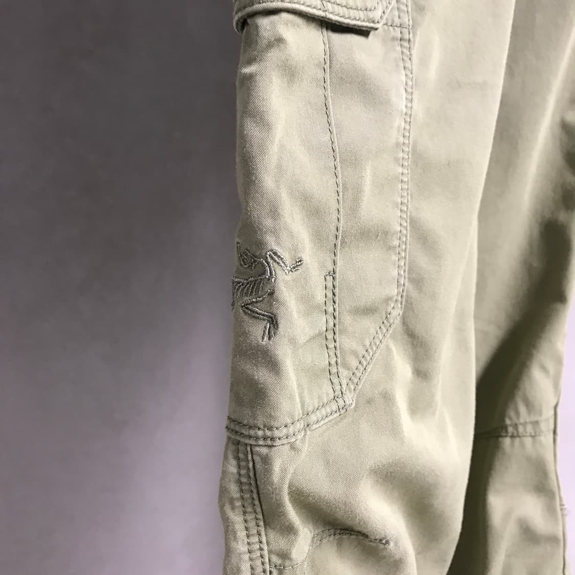 아크테릭스 카고 팬츠 카키 12 상품이미지4