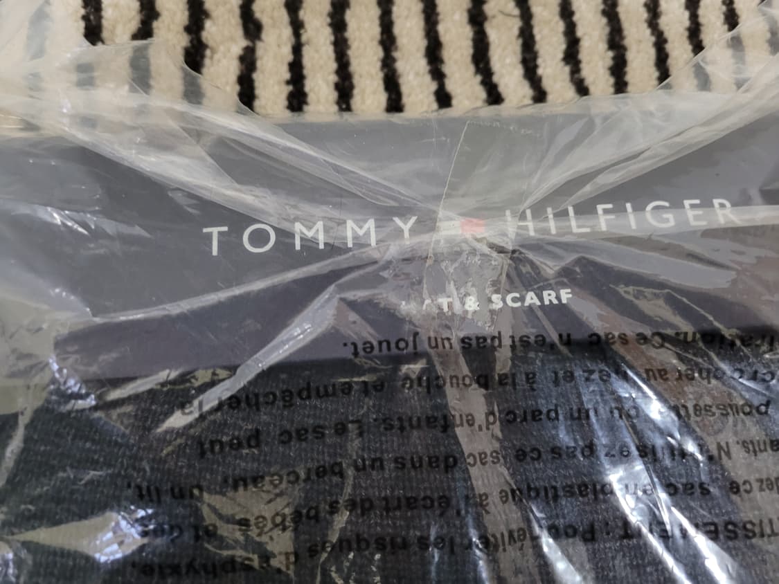 타미힐피거 브러쉬드 컬러 블록 니트 넥 머플러 스카프 목도리 세트 새상품 상품이미지3