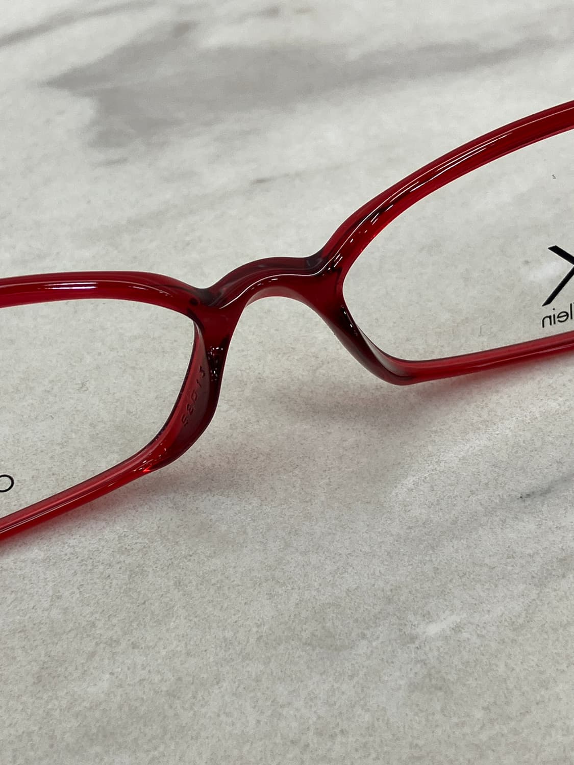 캘빈클라인 CK 씬 레드블랙 소프트 스퀘어 뿔테 안경 상품이미지4