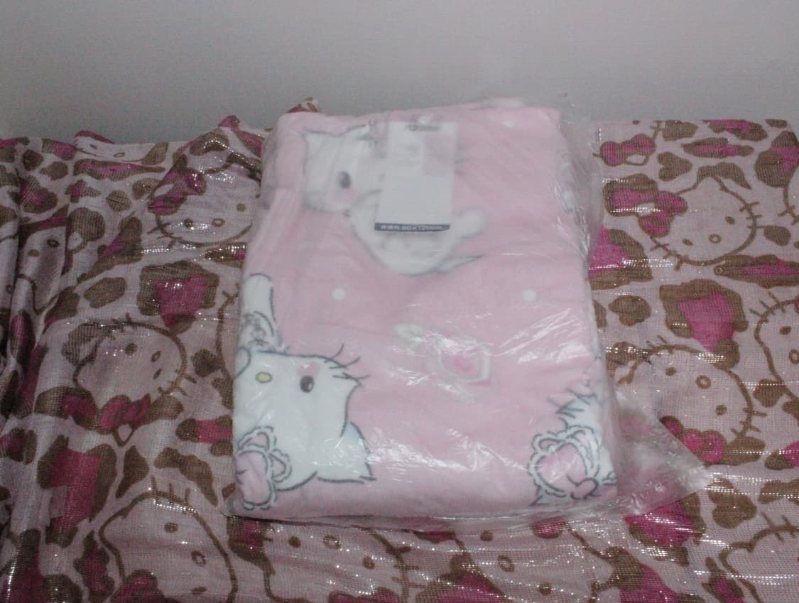 고전) 방꾸 헬로키티 핑크 담요 60x120 고전키티 갸루 y2k 상품이미지1