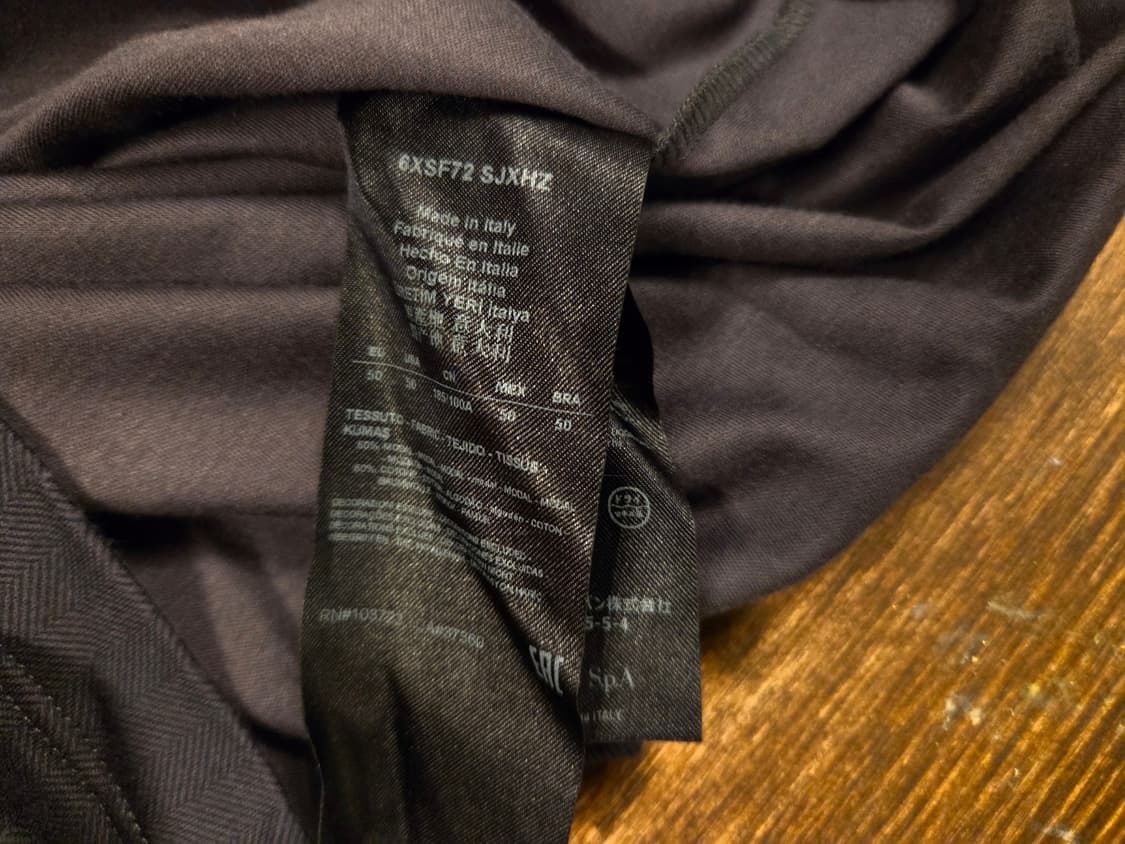 조르지오 아르마니 오픈칼라넥 티셔츠 상품이미지4