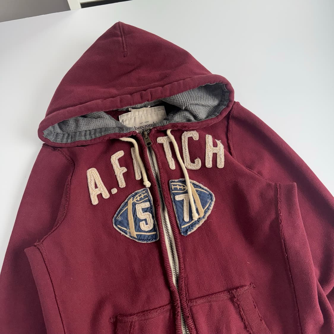 Abercrombie 아베크롬비 스펠아웃 로고 버건디 후드집업  상품이미지3