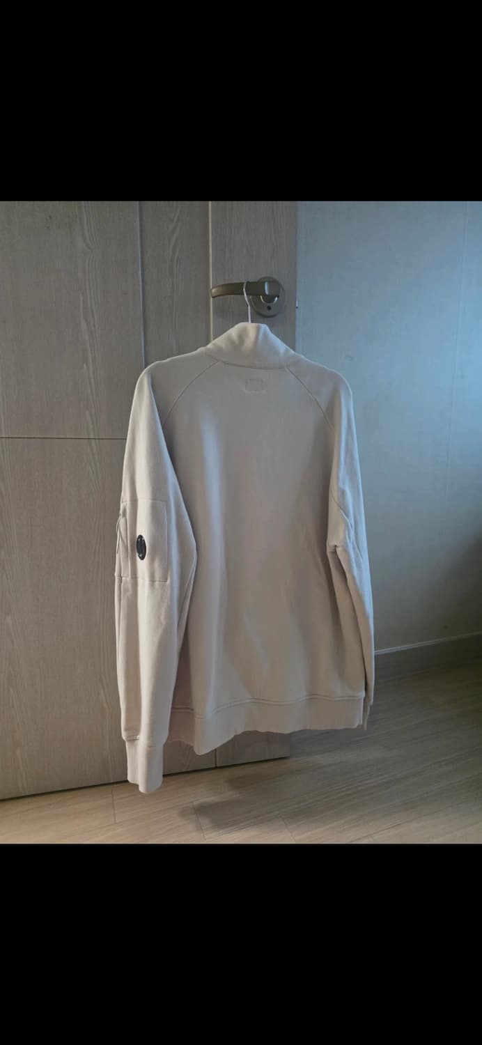 CP 컴퍼니의 다이애그널 레이즈드 플리스 하프 집 스웨트셔츠  상품이미지2