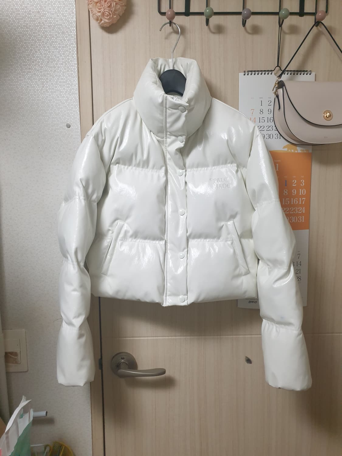 페일제이드 화이트 패딩 상품이미지1