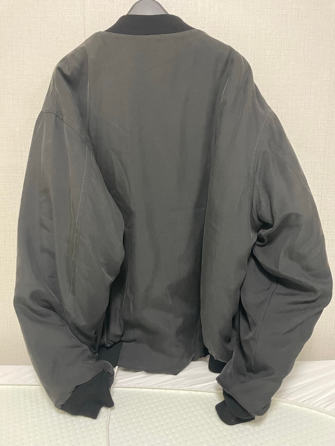 Kaptain Sunshine의 실크 봄버 자켓 40사이즈 상품이미지5