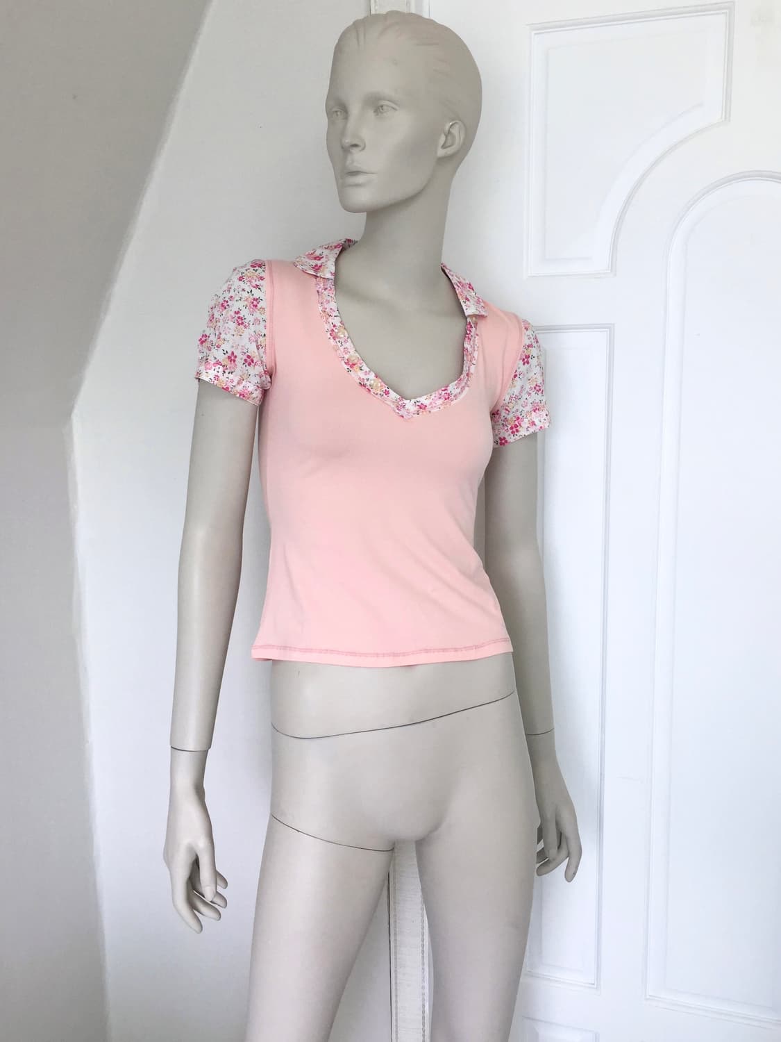 Floral Point collar Top 상품이미지3