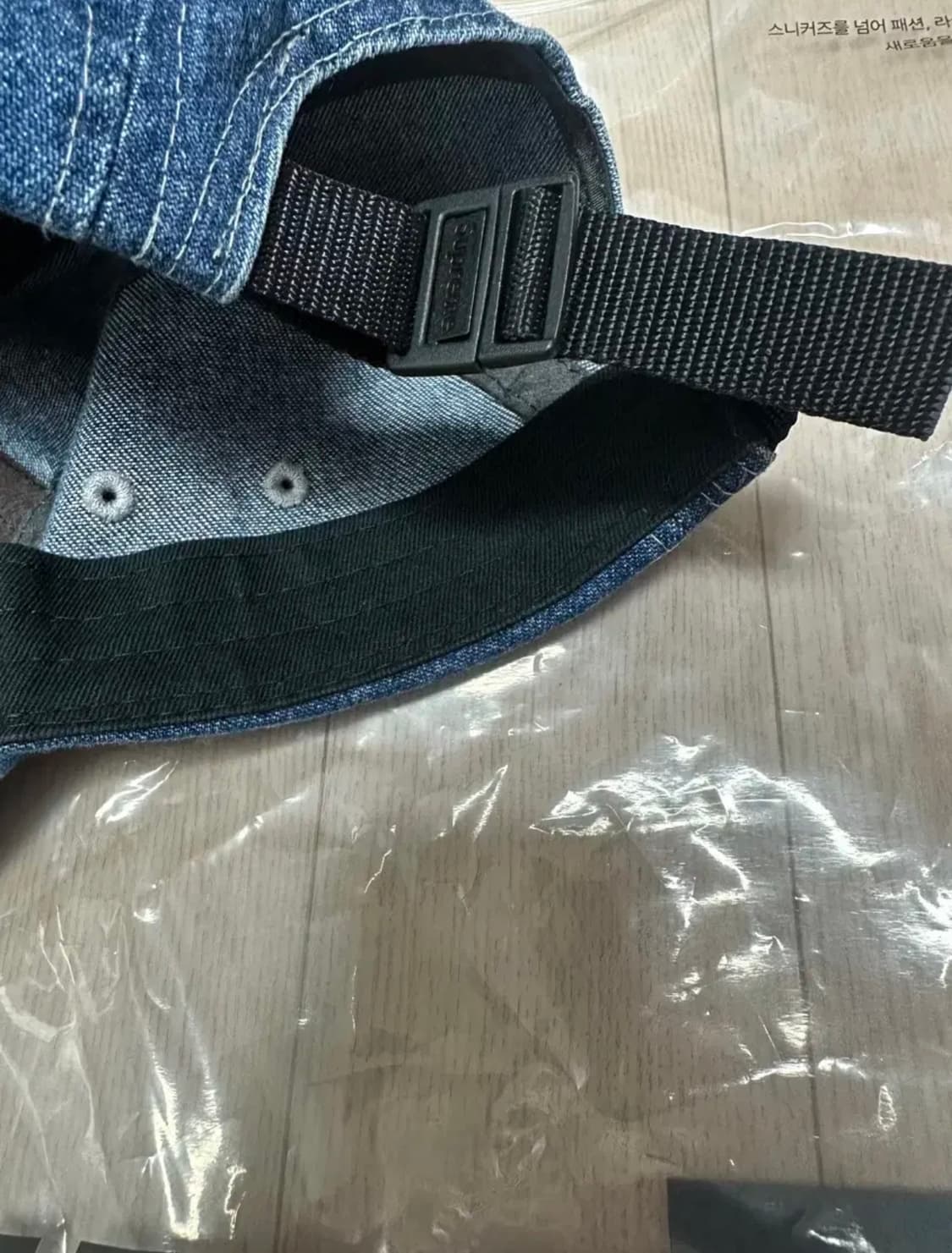 슈프림 엠보스 데님 캠프캡 블루 - 20SS 상품이미지4