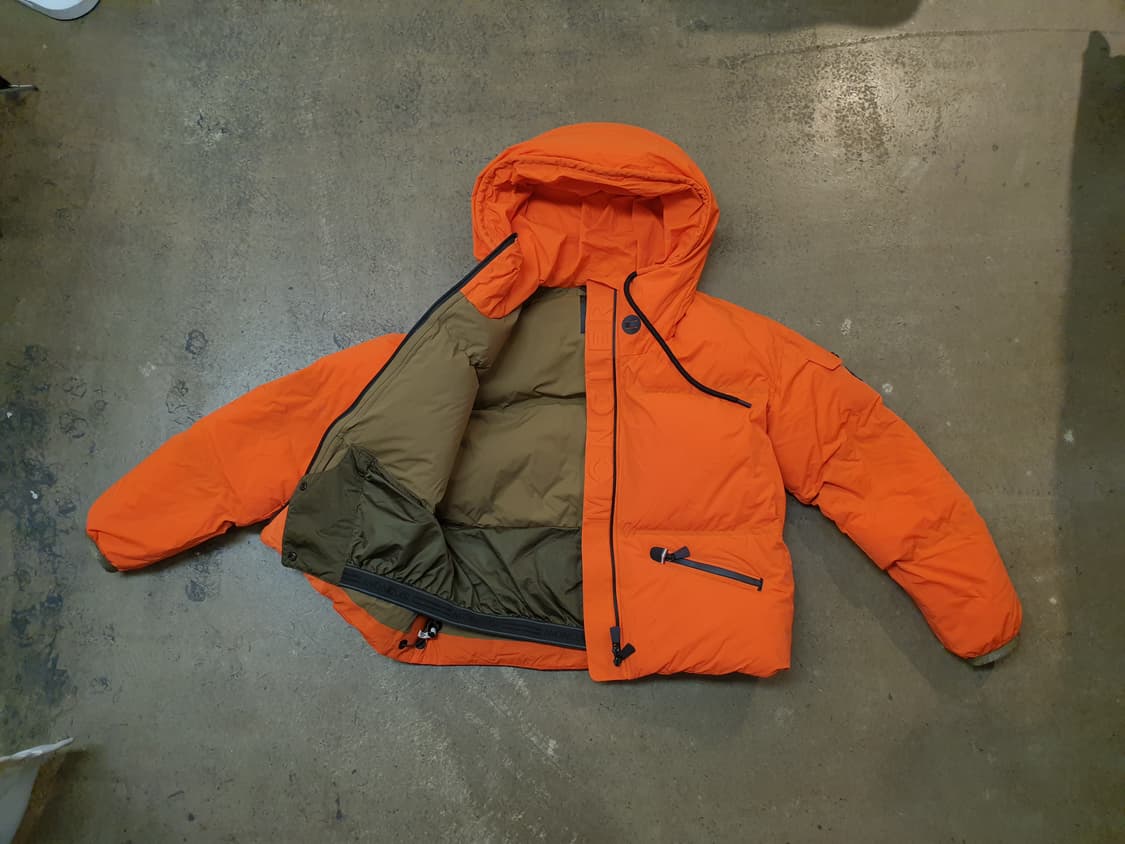 몽클레어 그레노블 구스다운 오렌지 숏패딩 상품이미지2