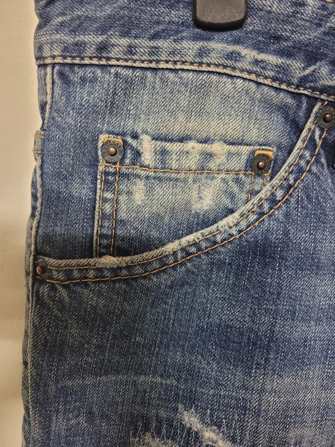 no.2  디스퀘어드2 워싱 데미지 청바지 50 상품이미지5