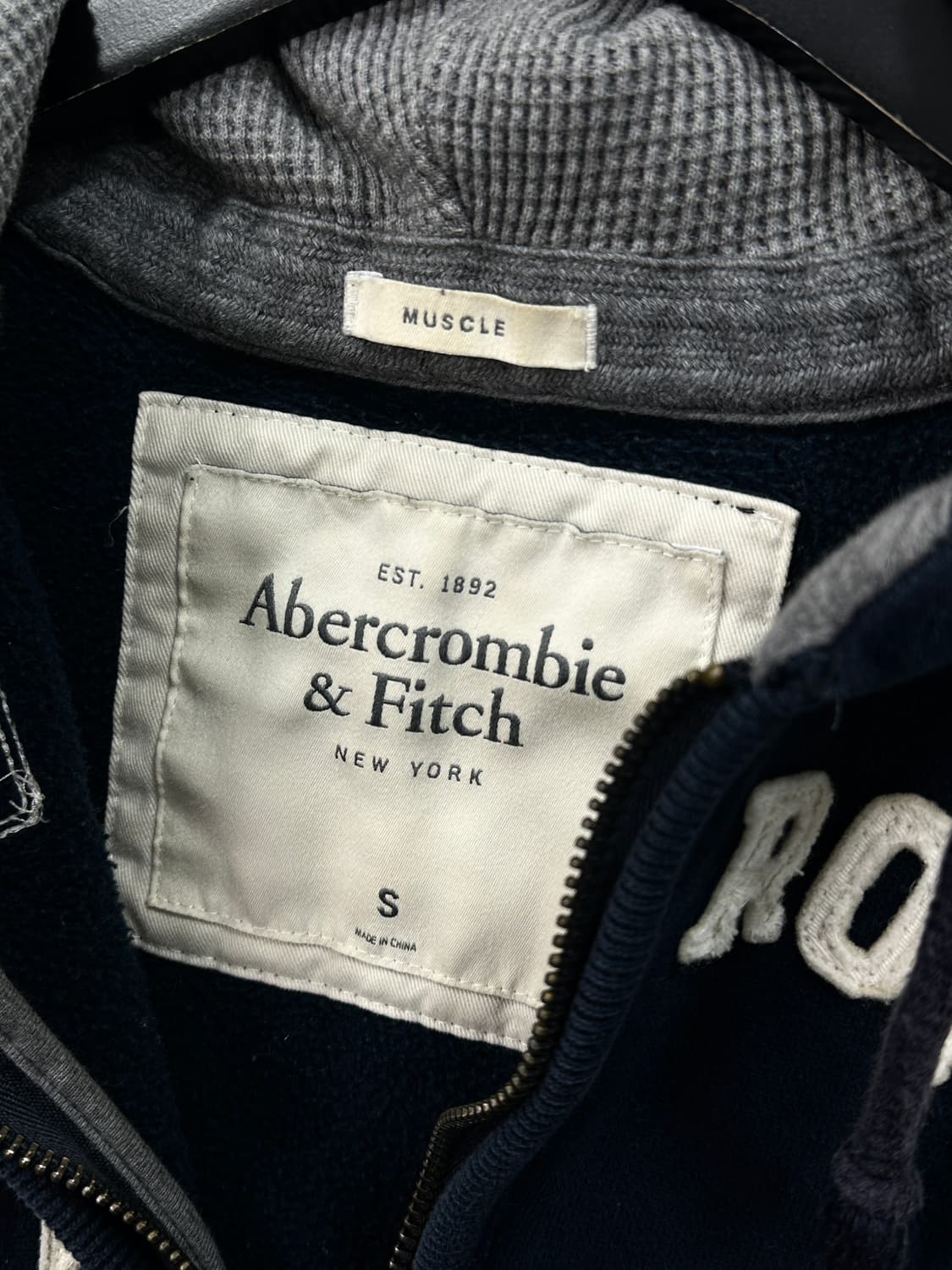 아베크롬비 후드집업 네이비 S 상품이미지3