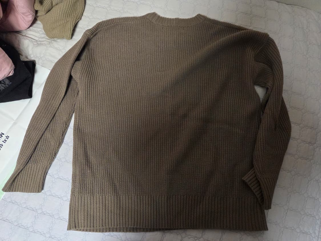 블론드나인 크루넥 리브 니트 스웨터 브라운/모카 m사이즈 2장 일괄 상품이미지2