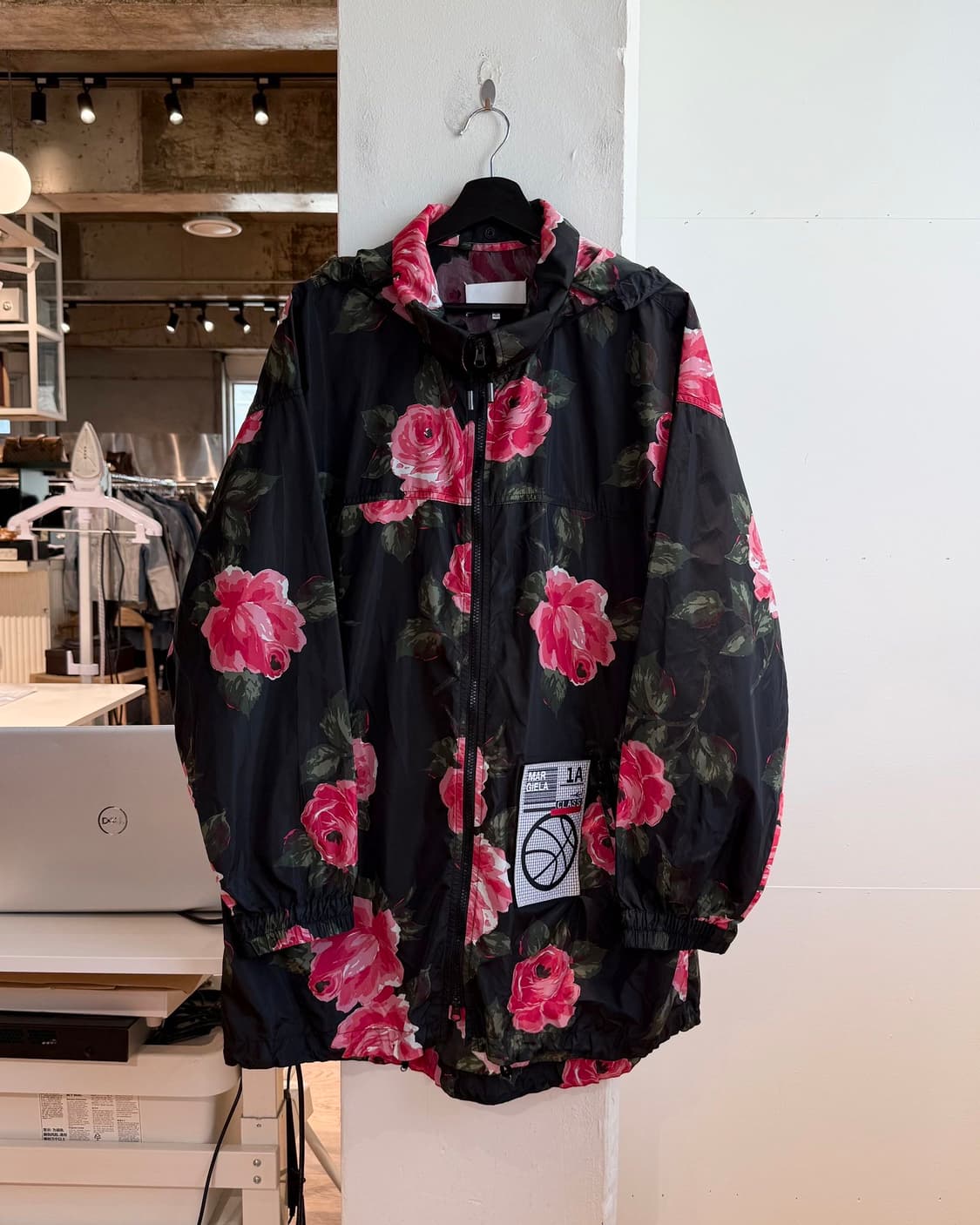 메종 마르지엘라 18ss 블랭크탭 플로랄 프린트 나일론 자켓  상품이미지1