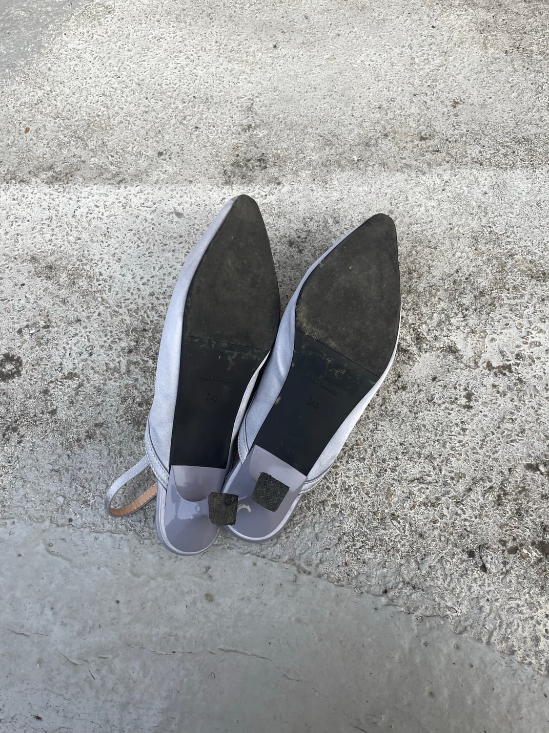 💚무료나눔💚 솔트앤초코릿 발레코어 더블 리본장식 슬링백 실버 상품이미지5